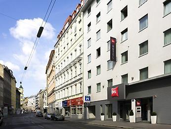 Ibis 3* Vienne